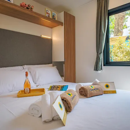 Club Del Sole Boutique ميلانو ماريتيما