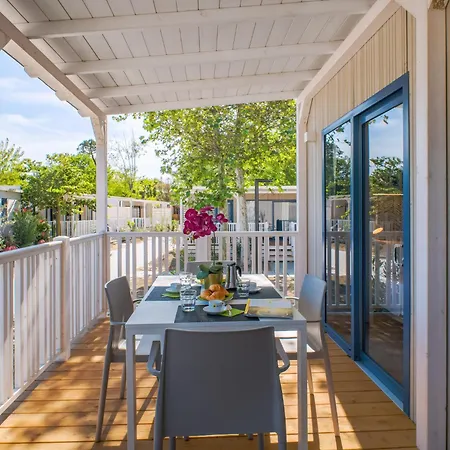 Club Del Sole Boutique 营地 4*