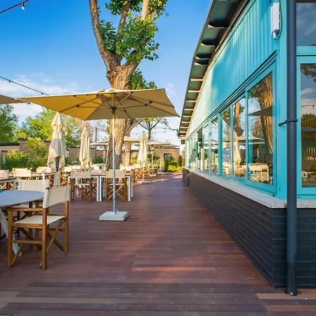 مكان تخييم Club Del Sole Boutique ميلانو ماريتيما