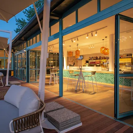 Club Del Sole Boutique مكان تخييم ميلانو ماريتيما