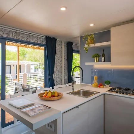 Club Del Sole Boutique Κάμπινγκ