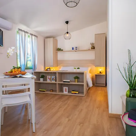 Club Del Sole Boutique Кемпинг 4*